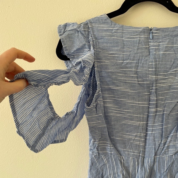 J.O.A. 100% Cotton Striped Blue and White Dress - Picture 7 of 11